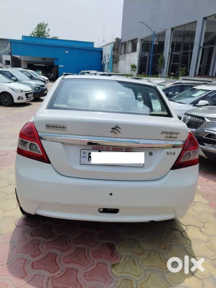 Maruti Suzuki Swift Dzire Vxi Optional, 2013, Petrol