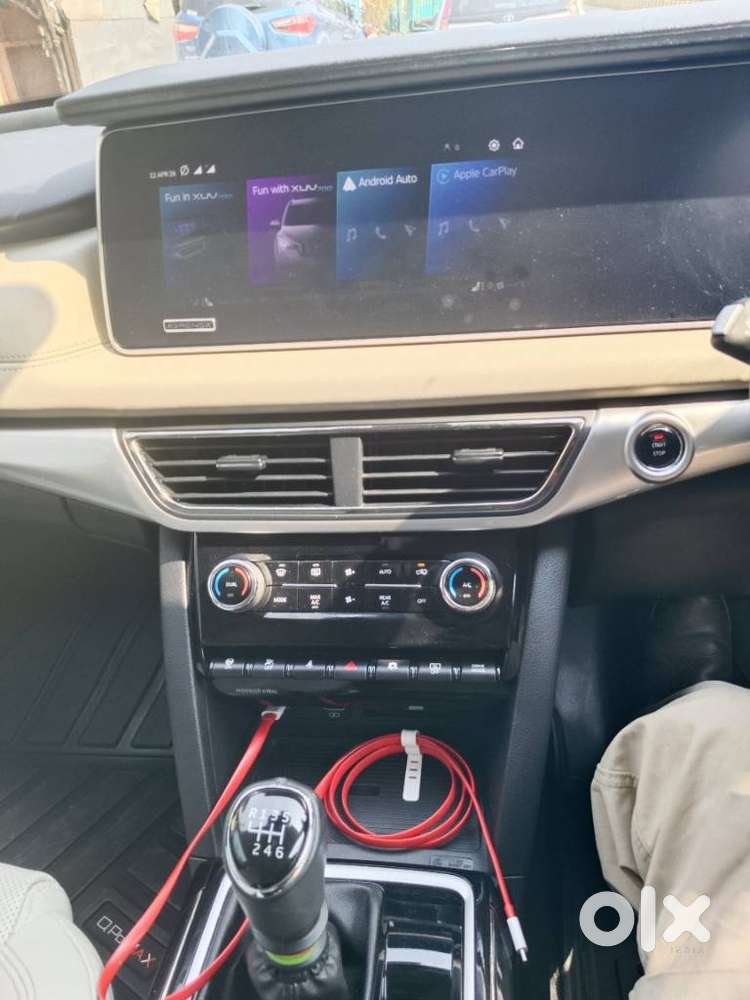 Mahindra Xuv700 2.2 Ax 7 Diesel Mt Str, 2025, Diesel