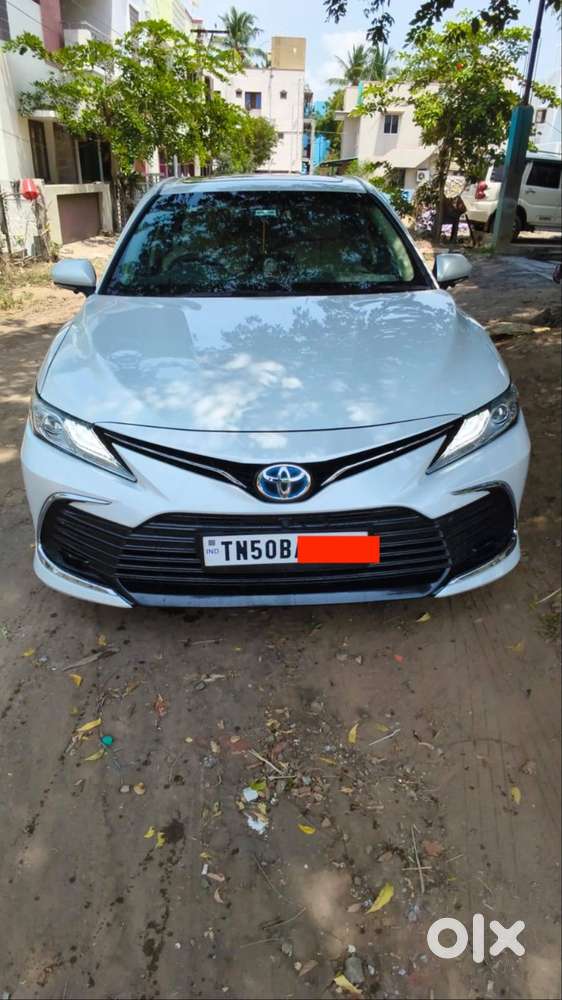 2024 Toyota Camry Hybrid; Single Owner, 18,000 Km,excellent Condition