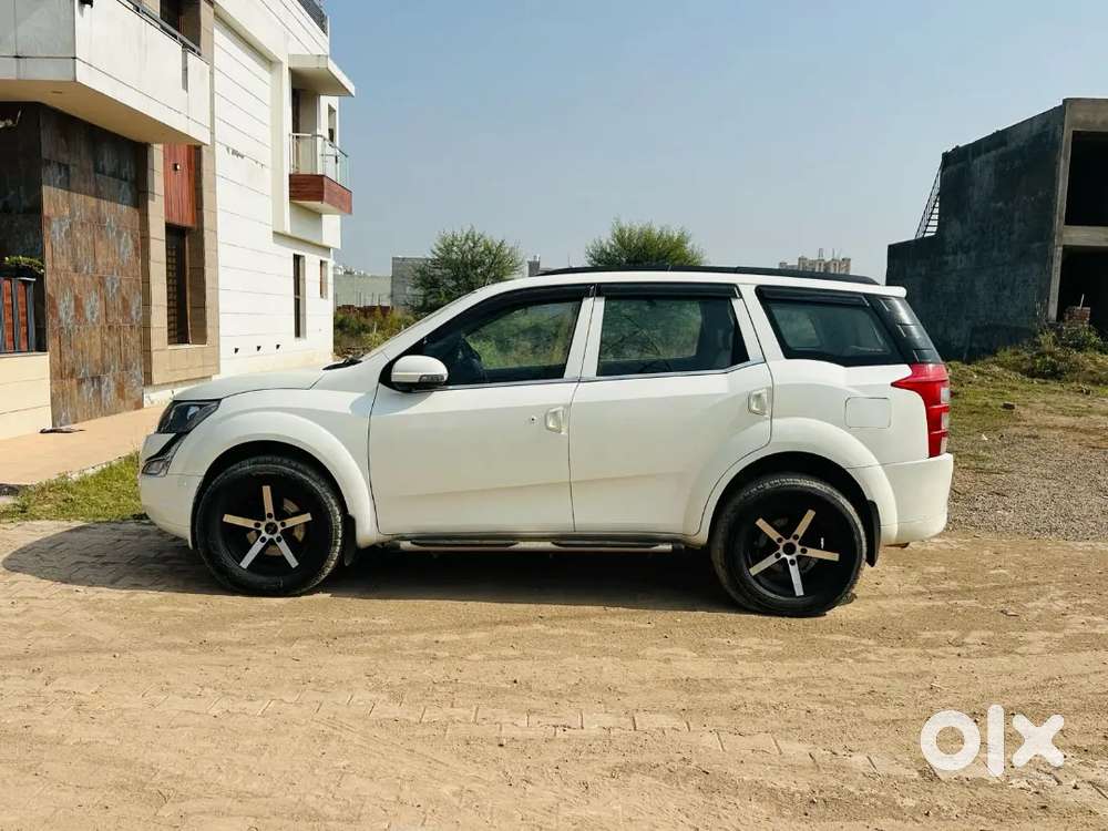 Mahindra Xuv500 2.2 W7 2017