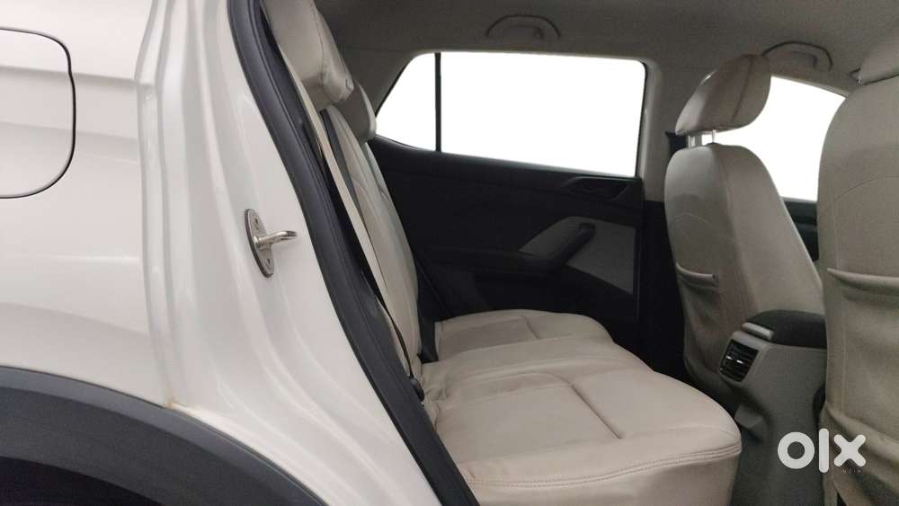 Skoda Kushaq 1.0 Tsi Active, 2022, Petrol