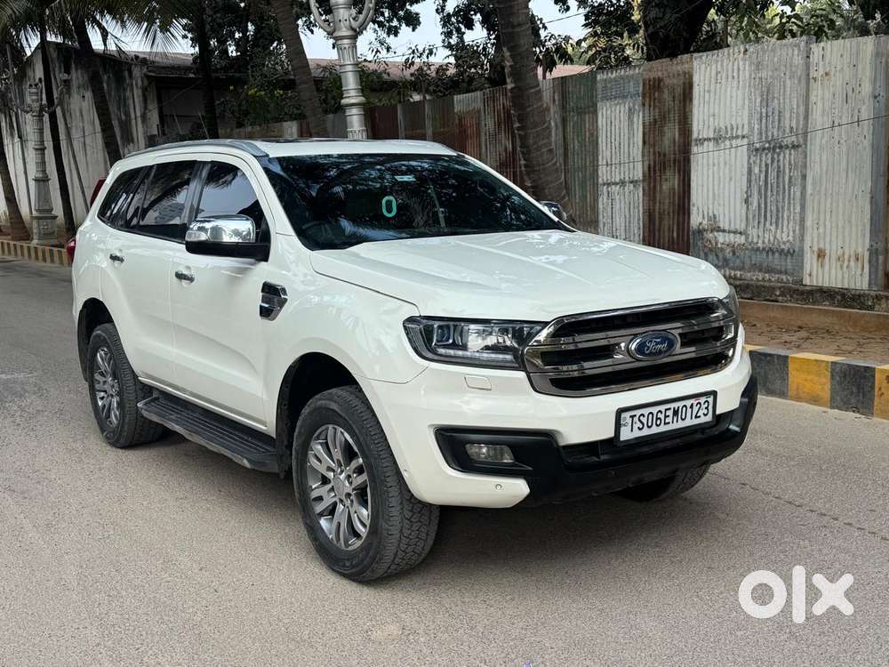 Ford Endeavour 3.2 Titanium At 4x4, 2016, Diesel