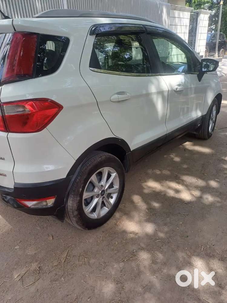 Titanium Diesel Top Model Fully Insured New Tyres Two Original Keys