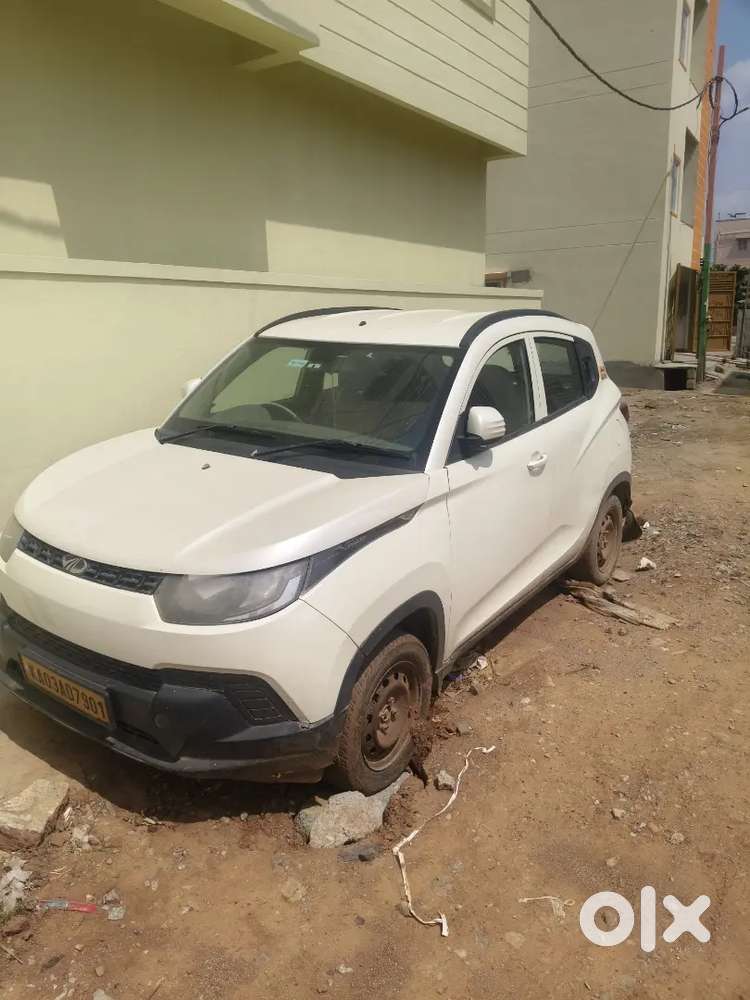 Mahindra Kuv 100 2016(yellow Board)