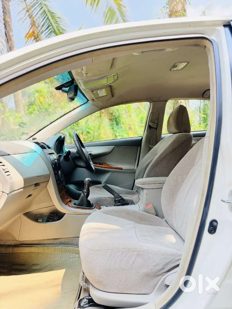 2009 Toyota Corolla Altis Petrol Topend Original Kerala Well Maintaine