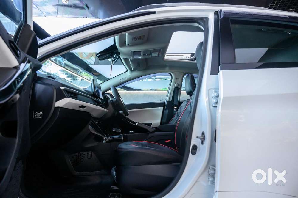 Tata Nexon Creative Plus S 1.2 Revotron Petrol 6 Amt, 2025, Petrol