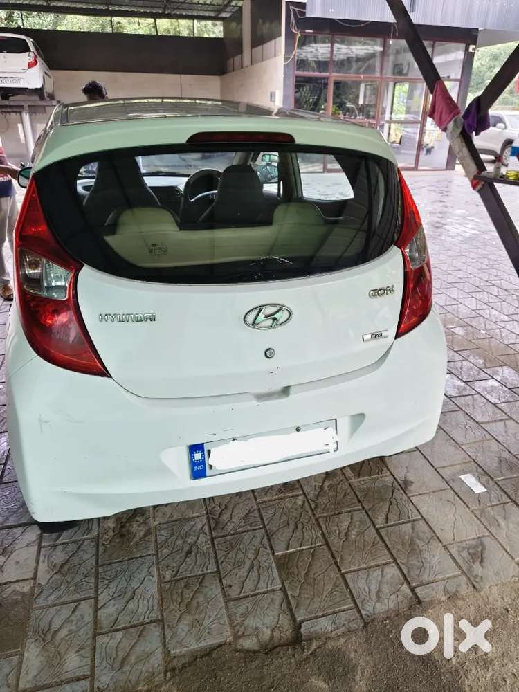Hyundai Eon 2011 Petrol 52000 Km Driven