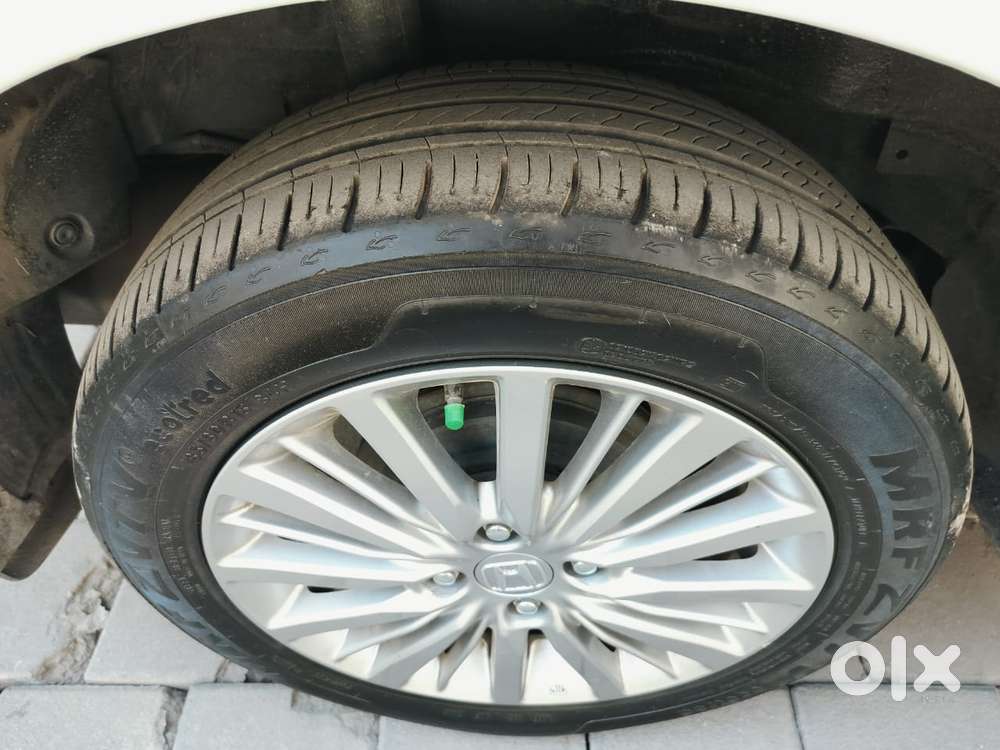 Honda City 1.5 V 5th Gen I-vtec Mt, 2022, Petrol