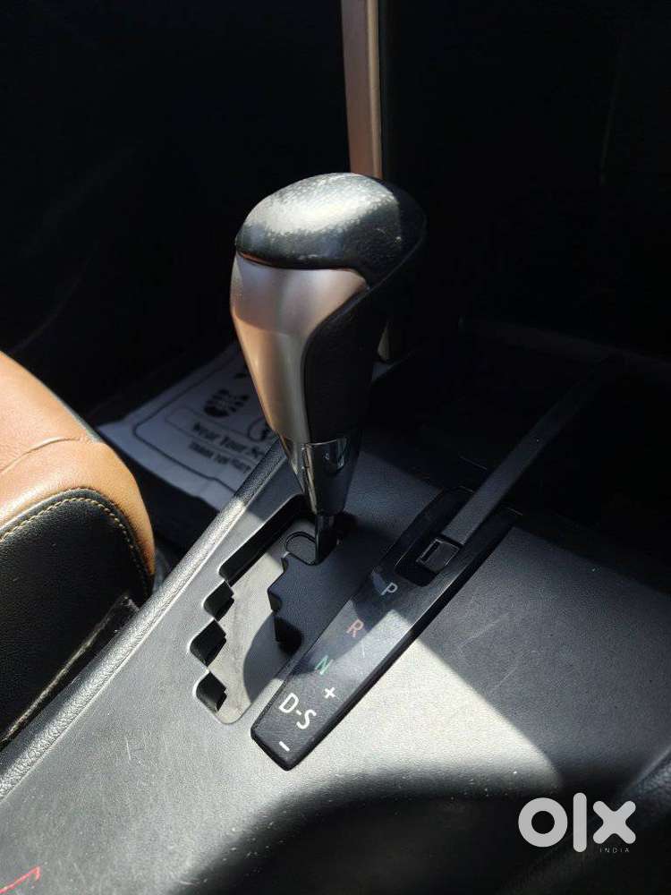 Toyota Innova Crysta 2.8z Automatic, 2017, Diesel