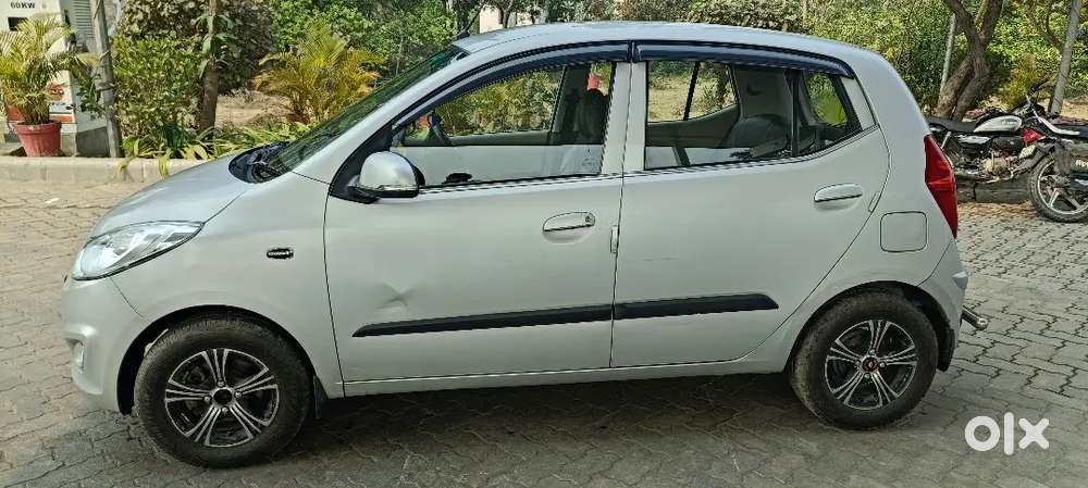 Hyundai I10 2012 Petrol 68000 Km Driven