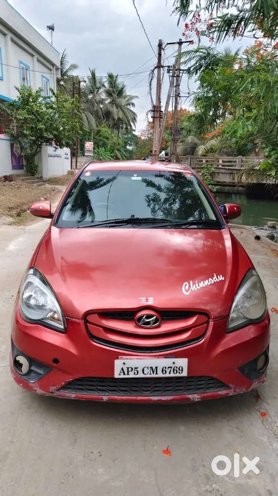 Hyundai Verna 2010 Diesel 171500 Km Driven