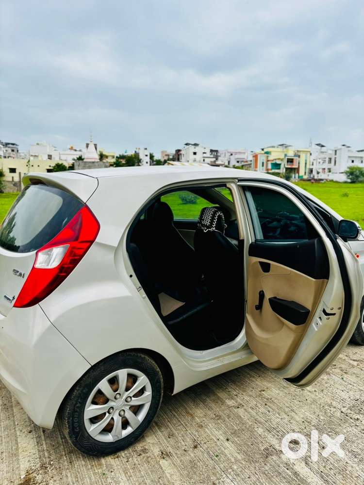 Hyundai Eon 1.0 Magna Plus 2012