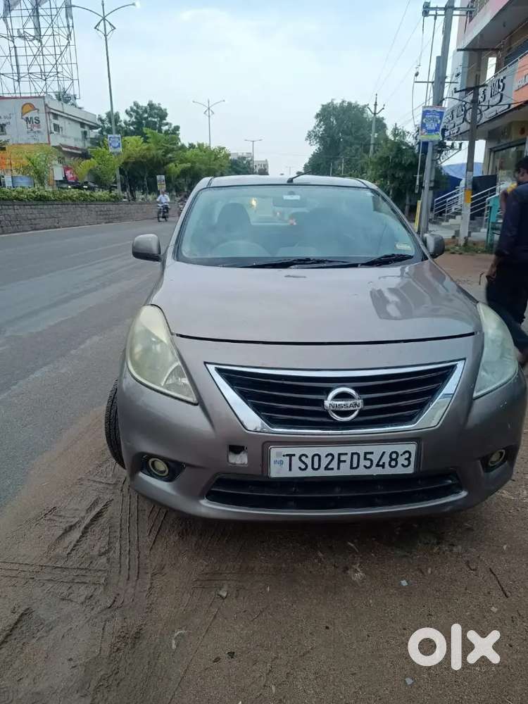 Nissan Sunny 2012 Diesel 200000 Km Driven
