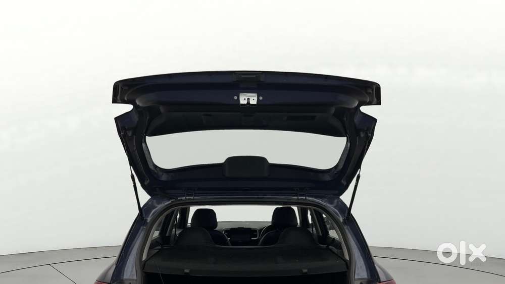 Hyundai Venue S, 2022, Petrol