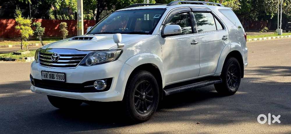 Toyota Fortuner 2011-2016 4x2 At, 2015, Diesel