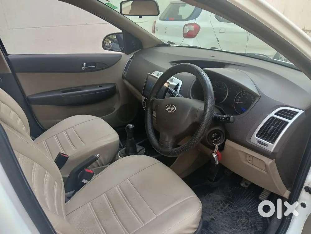 Hyundai I20 Magna 1st Owner 2011 Rc Valid 2031