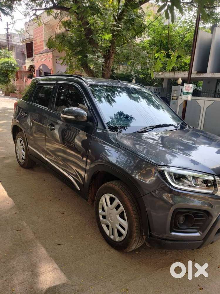 Maruti Suzuki Brezza 1.5 Vxi Smart Hybrid, 2022, Petrol