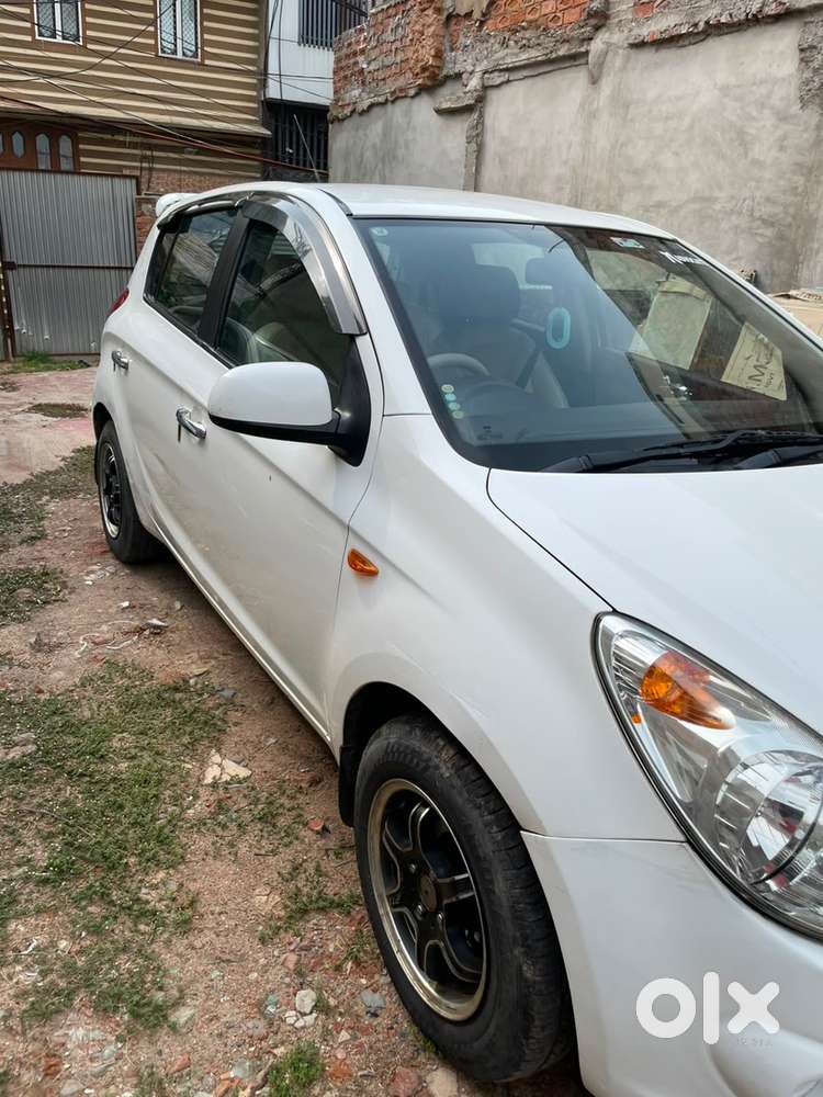 Hyundai I20 2010 Car