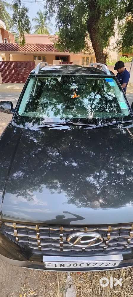 Hyundai Venue 2021 Automatic Petrol Well Maintained