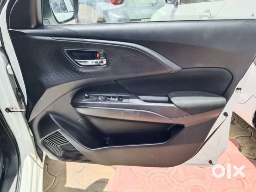 Maruti Suzuki Swift 1.2 Vxi (o), 2025, Petrol
