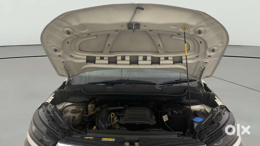 Skoda Kushaq Style 1.0l Tsi At, 2022, Petrol