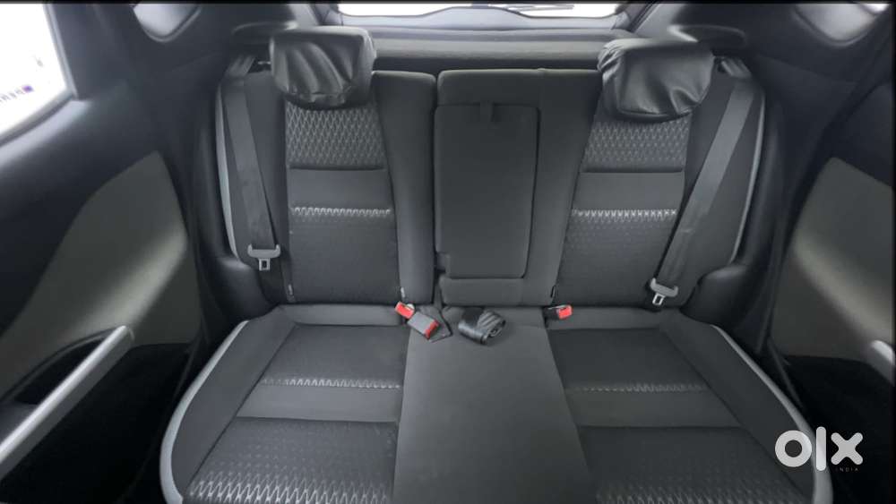 Nissan Magnite Xv Turbo, 2022, Petrol