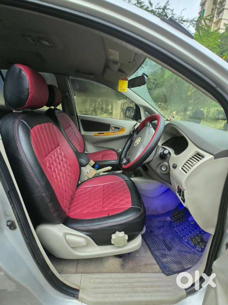 Toyota Innova 2.5 G (diesel) 8 Seater, 2011, Diesel
