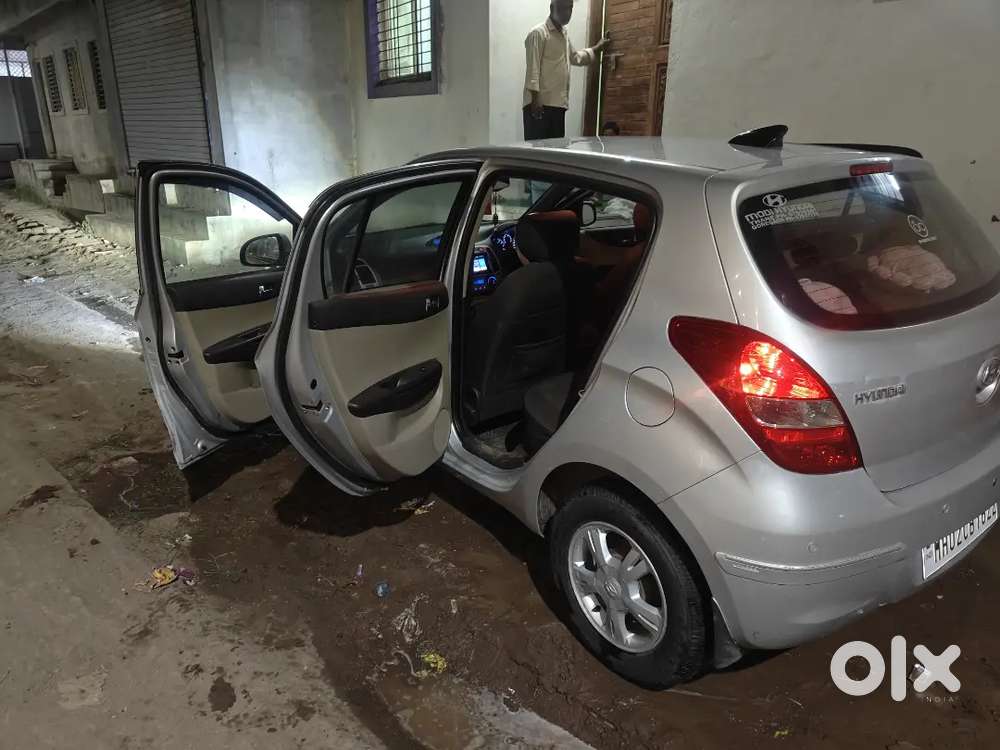 Hyundai I20 Sportz 2011