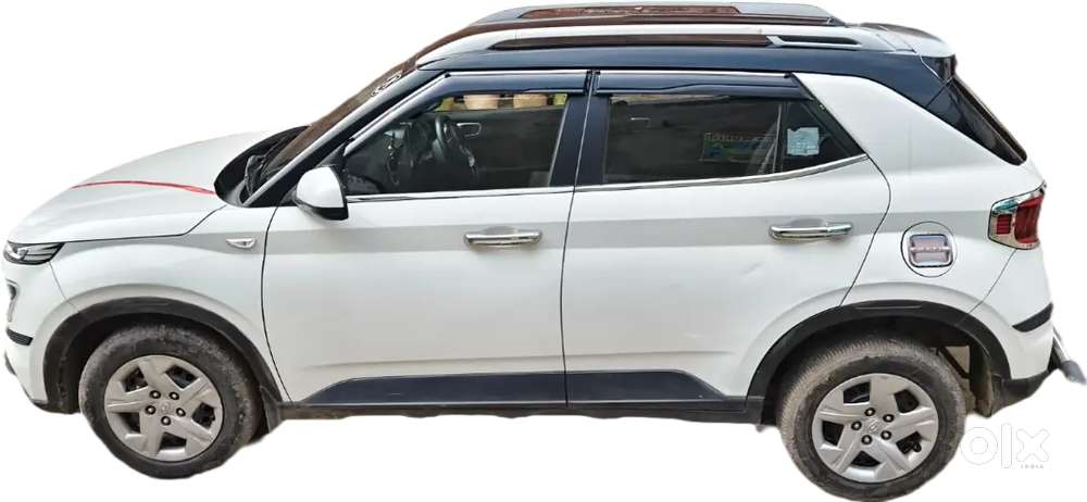 Hyundai Venue 2021 Diesel Well Maintained