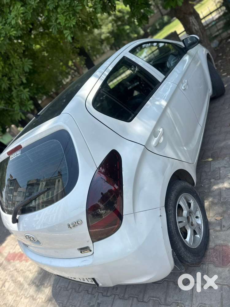 Hyundai I20 2012 Diesel 88250 Km Driven
