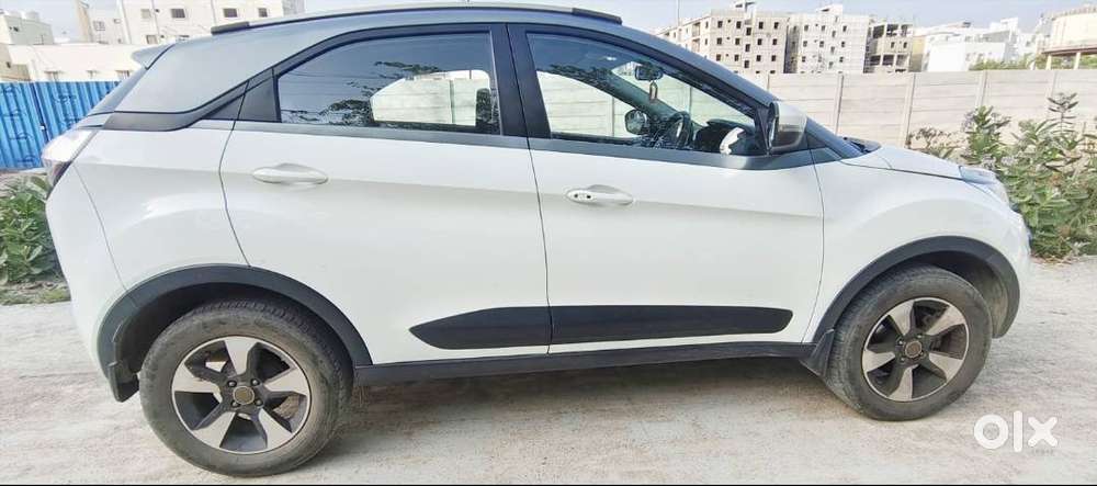 Tata Nexon Xz+(dual Tone)