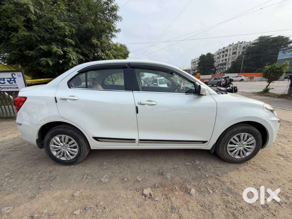 Maruti Suzuki Swift Dzire 1.3 Vxi, 2019, Petrol