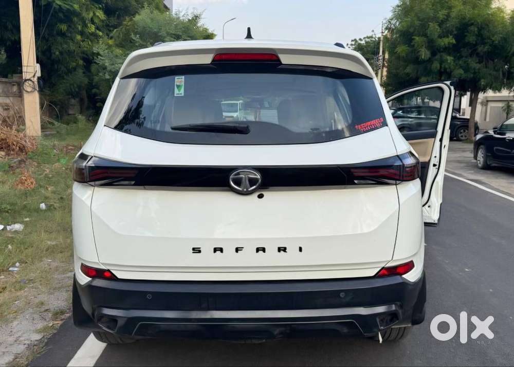 Tata Safari Diesel 2023