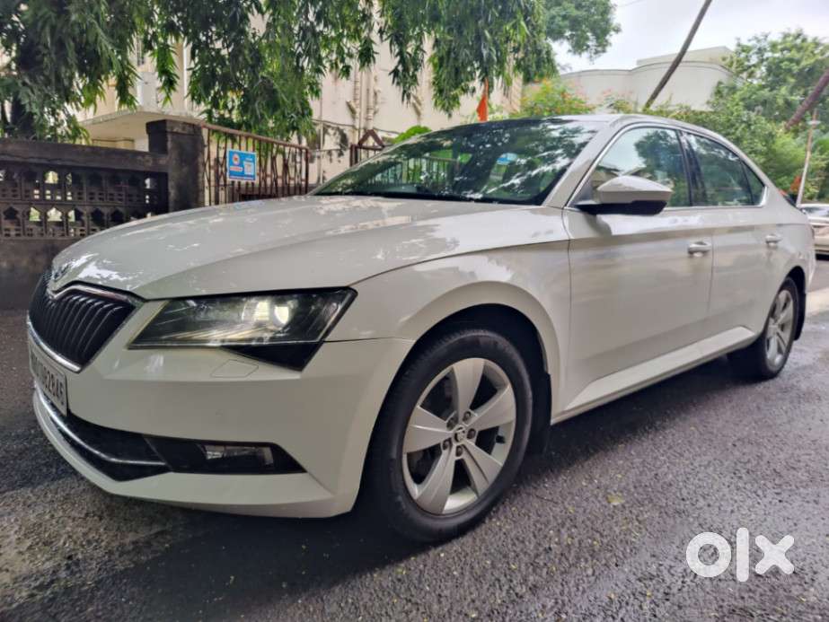 Skoda Superb Style 1.8 Tsi At, 2018, Petrol