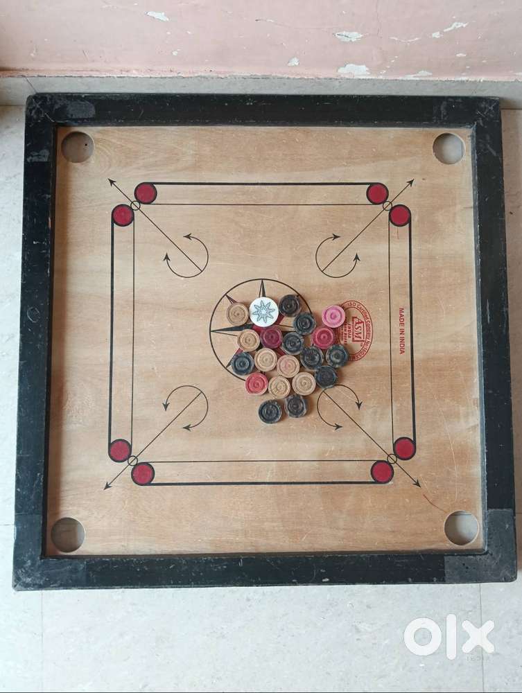 Carom board
