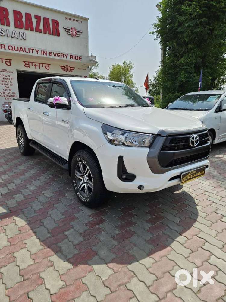 Toyota Hilux 2.8 High 4x4 Mt, 2025, Diesel