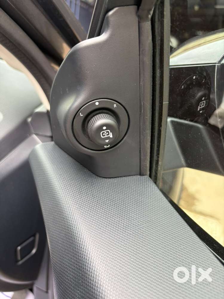 Tata Nexon Petrol Manual 2026