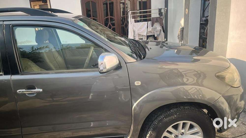 Toyota Fortuner 2010 Diesel Well Maintained