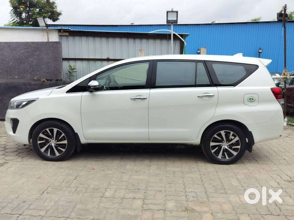 Toyota Innova Crysta 2.4 Z 7 Str, 2022, Diesel