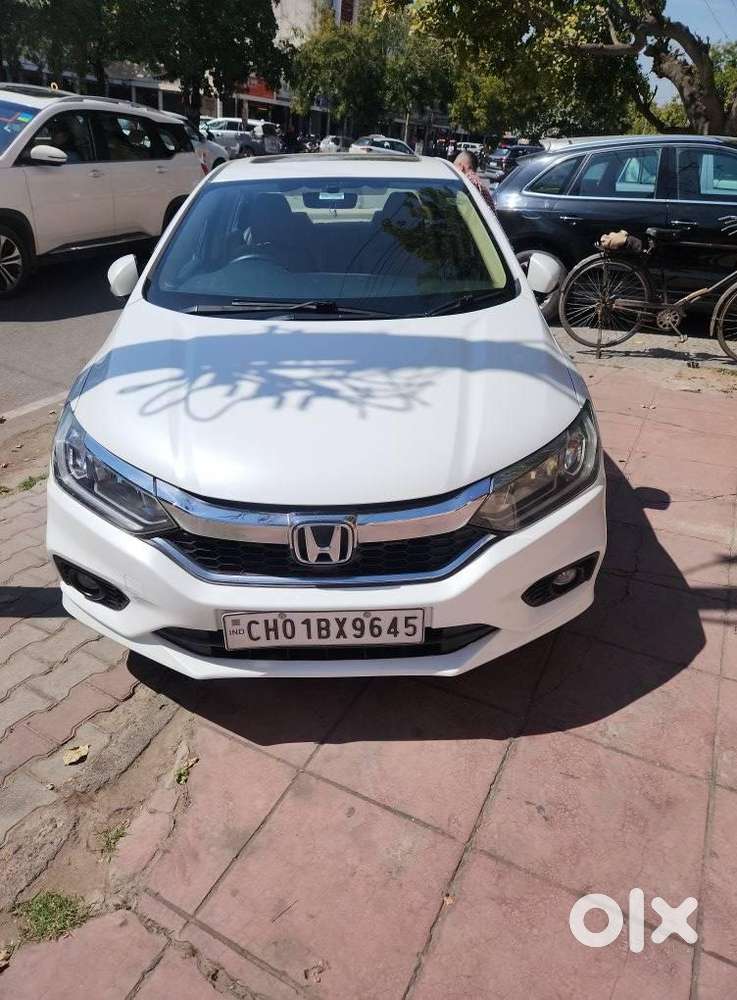 Honda City V At Sunroof I-vtec, 2019, Petrol
