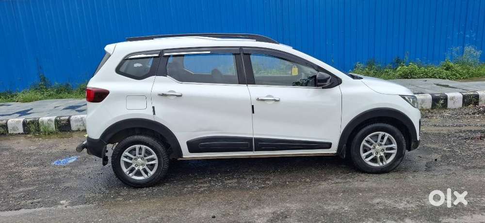 Renault Triber Rxt, 2024, Petrol