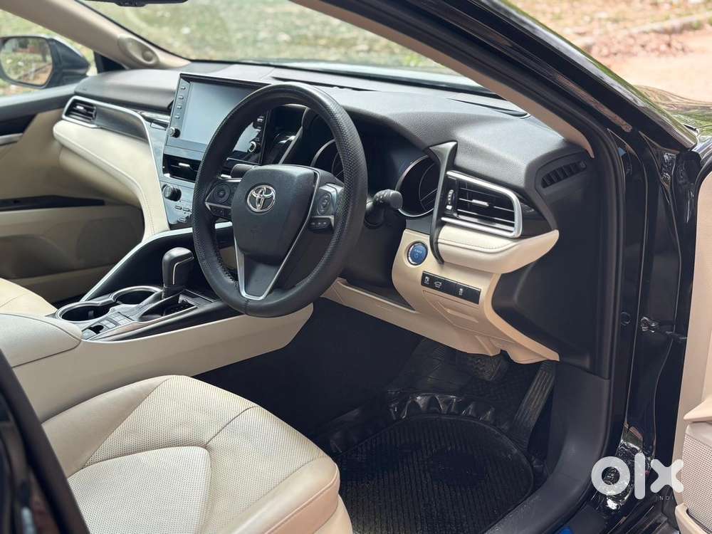 Toyota Camry [2019-ongoing] 2.5 Hybrid, 2024, Petrol