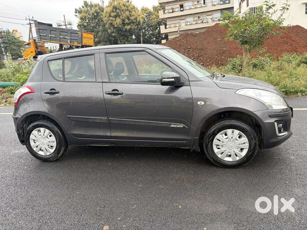 Maruti Suzuki Swift 1.2 Lxi (o), 2015, Petrol