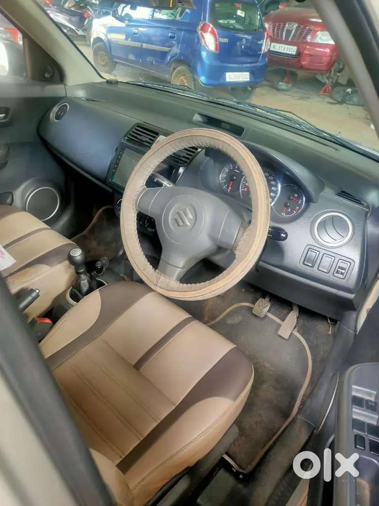 Maruti Suzuki Swift 210 Year Petrol