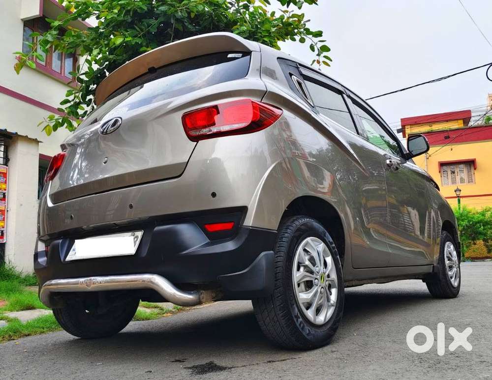 Mahindra Kuv 100 Mahindra-kuv-100-g80-k2-plus, 2017, Petrol