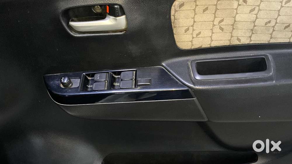 Maruti Suzuki Wagon R 1.0 Vxi, 2018, Petrol