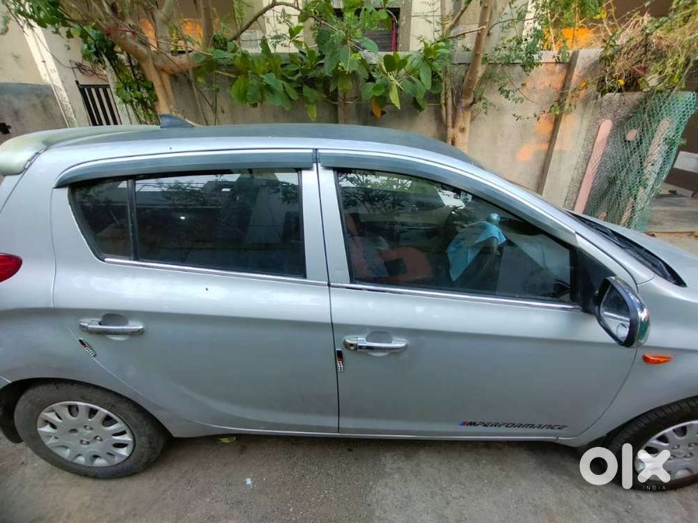 Hyundai I20 2010 Petrol 64000 Km Driven
