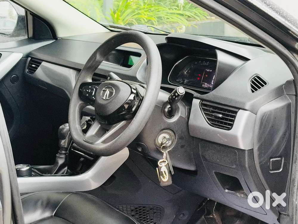 Tata Nexon 1.2 Revotron Xm (s), 2021, Petrol