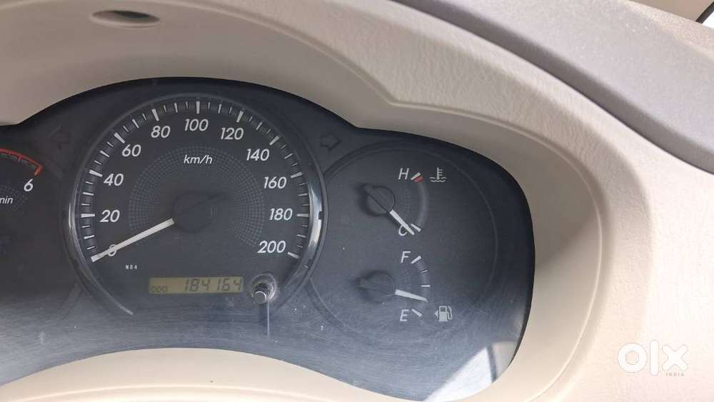 Toyota Innova 2.5 G (diesel) 8 Seater, 2012, Diesel