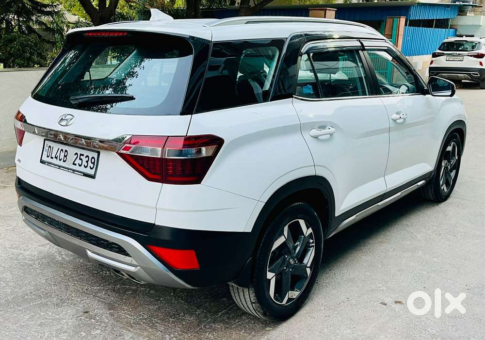 Hyundai Alcazar Platinum, 2022, Petrol